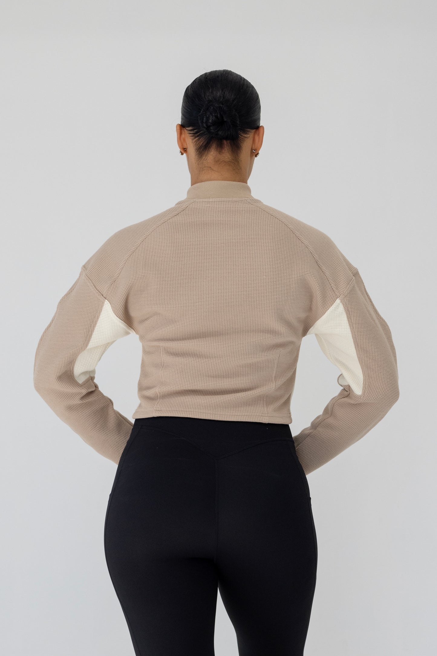 Shape Colorblock Crop Sweatshirt-Nude