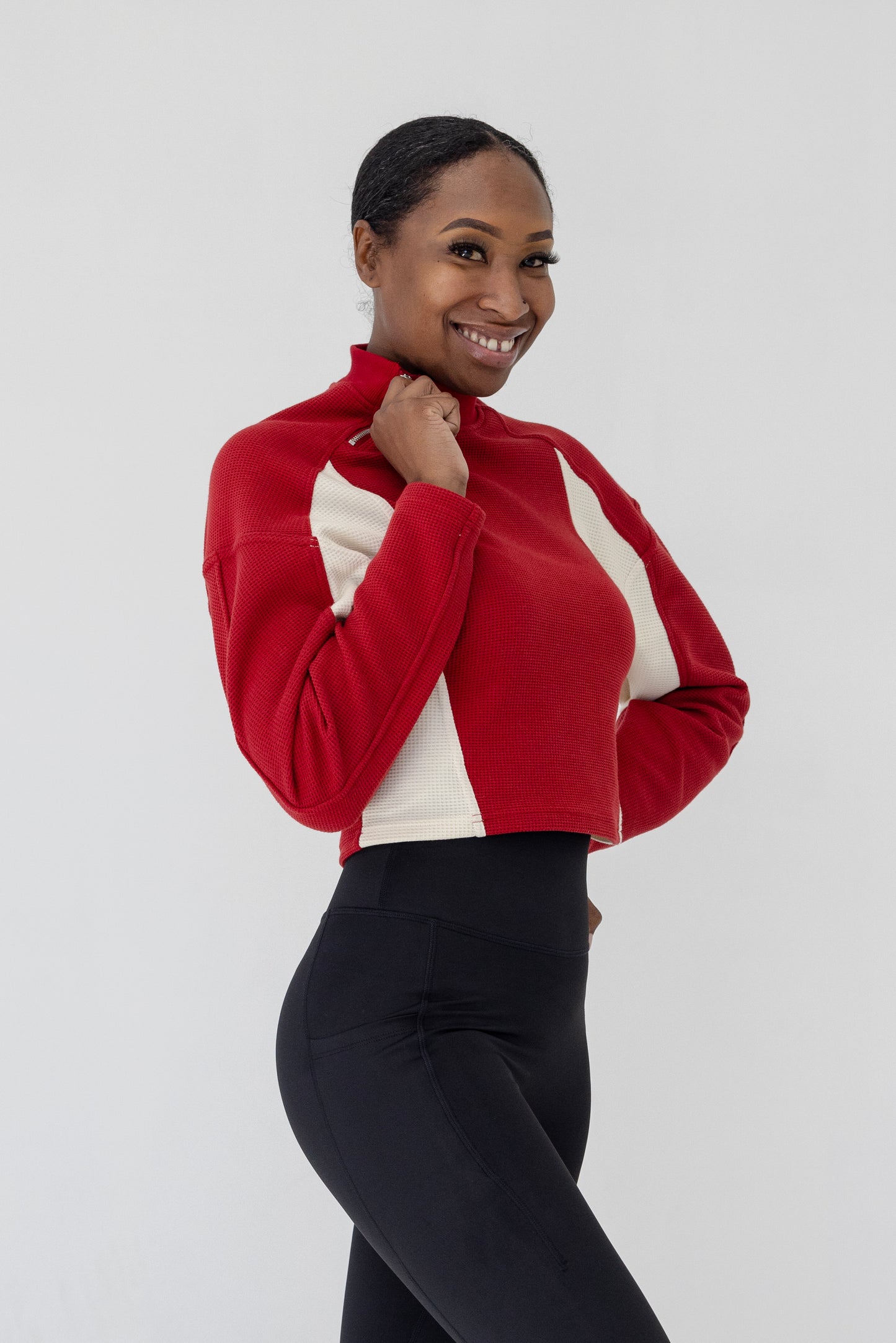 Shape Colorblock Crop Sweatshirt-Red