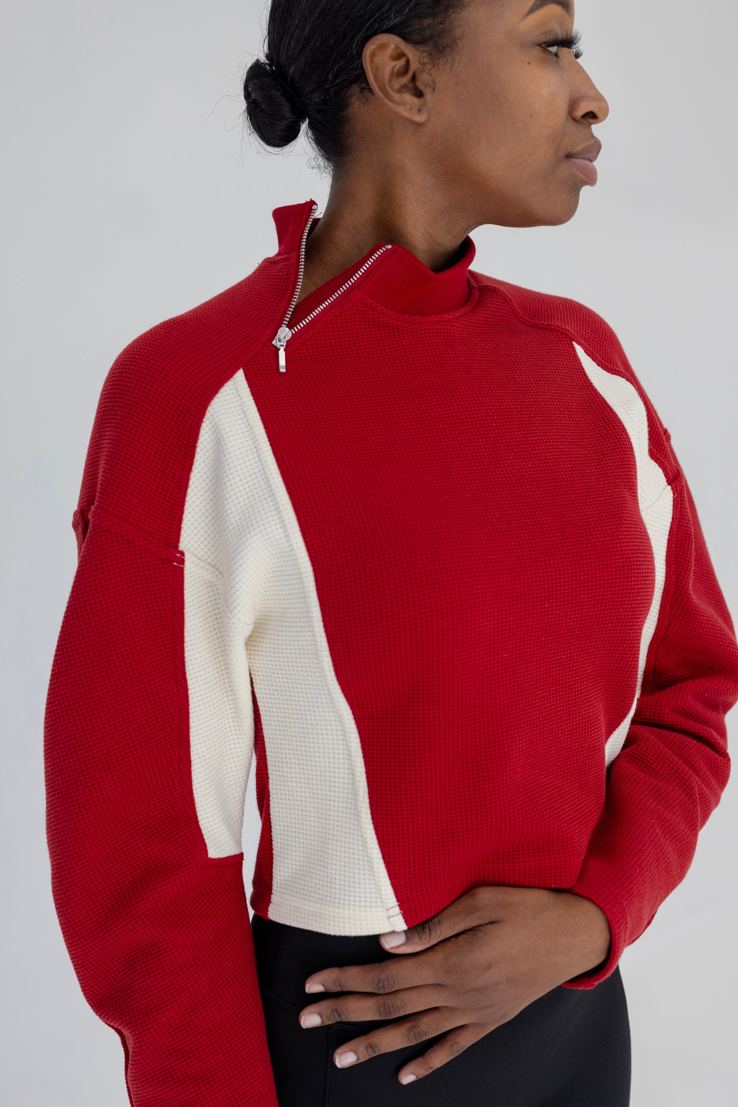 Shape Colorblock Crop Sweatshirt-Red